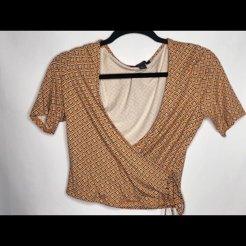 Women’s Yellow Patterned Crop Top
